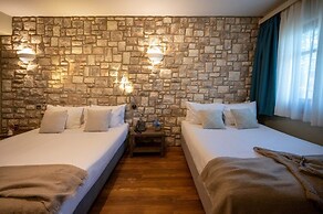 Rouista Tzoumerka Resort