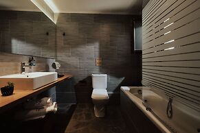 Rouista Tzoumerka Resort