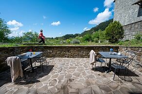 Rouista Tzoumerka Resort