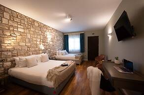 Rouista Tzoumerka Resort