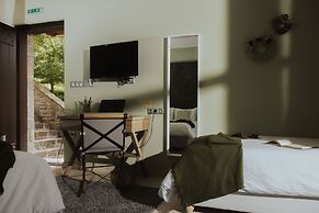 Rouista Tzoumerka Resort