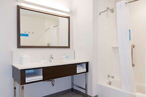 Hampton  Inn & Suites Indianapolis-Keystone