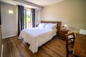 Resort Limax Acis