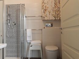 Resort Limax Acis