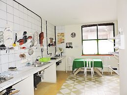 Golden Frog Mountain Hostel