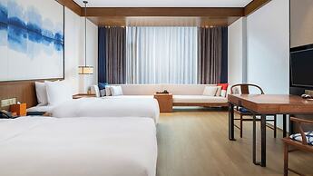 Hotel Indigo Dali Erhai by IHG