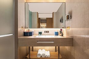 Hotel Indigo Dali Erhai by IHG