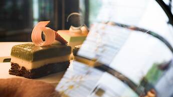 Hotel Indigo Dali Erhai by IHG