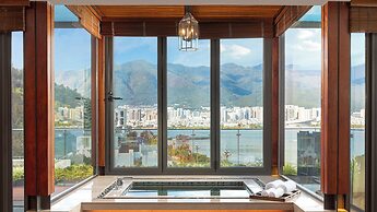 Hotel Indigo Dali Erhai by IHG