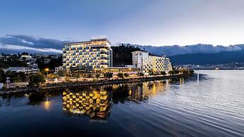 Hotel Indigo Dali Erhai by IHG