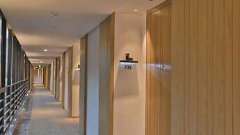 Hotel Indigo Dali Erhai by IHG