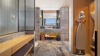 Hotel Indigo Dali Erhai by IHG