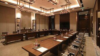 Hotel Indigo Dali Erhai by IHG