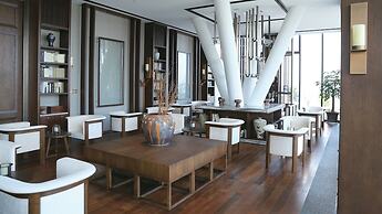 Hotel Indigo Dali Erhai by IHG