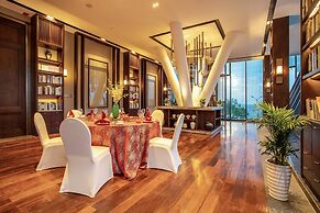 Hotel Indigo Dali Erhai by IHG