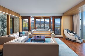 Hotel Indigo Dali Erhai by IHG