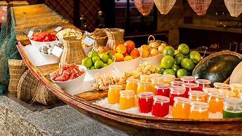 Hotel Indigo Dali Erhai by IHG