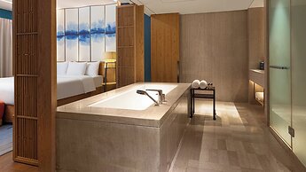 Hotel Indigo Dali Erhai by IHG