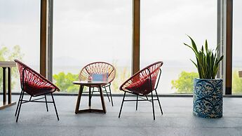 Hotel Indigo Dali Erhai by IHG