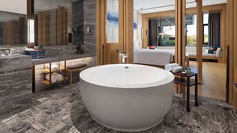 Hotel Indigo Dali Erhai by IHG