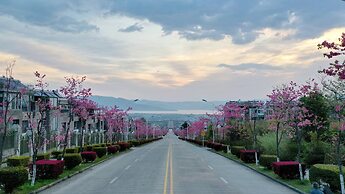 Hotel Indigo Dali Erhai by IHG