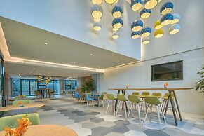 Holiday Inn Express Nantong Textile City by IHG