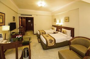 Clarion Hotel Bella Casa