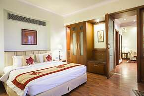 Clarion Hotel Bella Casa