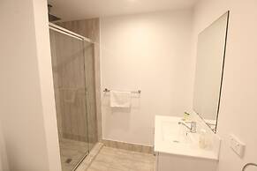 The Palms Apartments