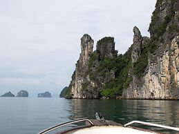 Khao Tong Villa at Melina