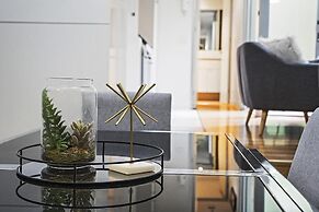 Corporate Stayz at Collins