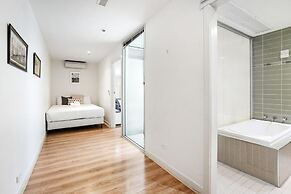 Corporate Stayz at Collins