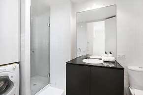 Corporate Stayz at Collins