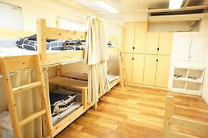 Guesthouse SUN - Hostel