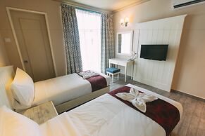 Tasik Villa International Resort