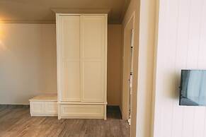 Tasik Villa International Resort