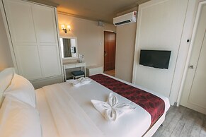 Tasik Villa International Resort