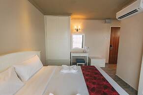 Tasik Villa International Resort