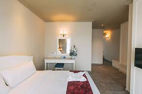 Tasik Villa International Resort