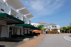 Tasik Villa International Resort