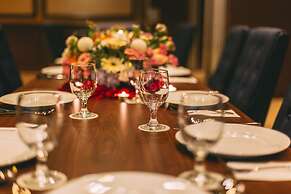 Tasik Villa International Resort