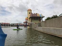 Tasik Villa International Resort