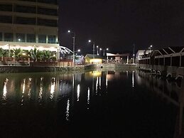 Tasik Villa International Resort