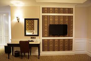 Tasik Villa International Resort