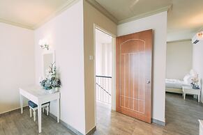 Tasik Villa International Resort