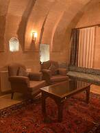 Monte Cappa Cave House