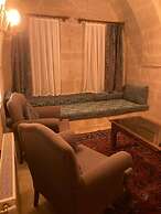 Monte Cappa Cave House