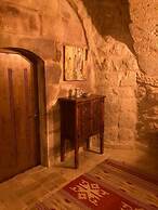 Monte Cappa Cave House