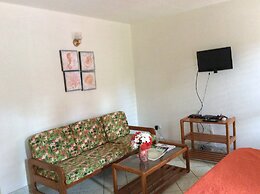 Gentle Breeze Apartments