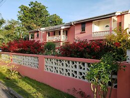 Gentle Breeze Apartments